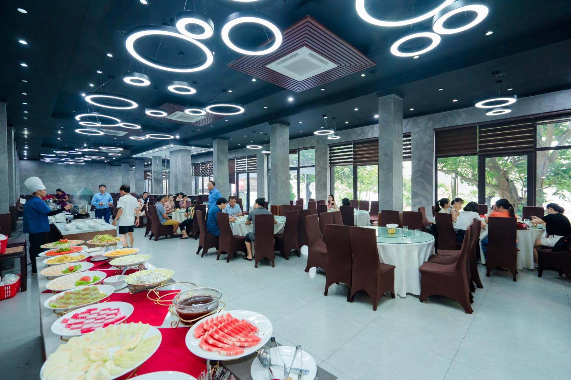 Bach Dang Ha Long Hotel Bagian luar foto
